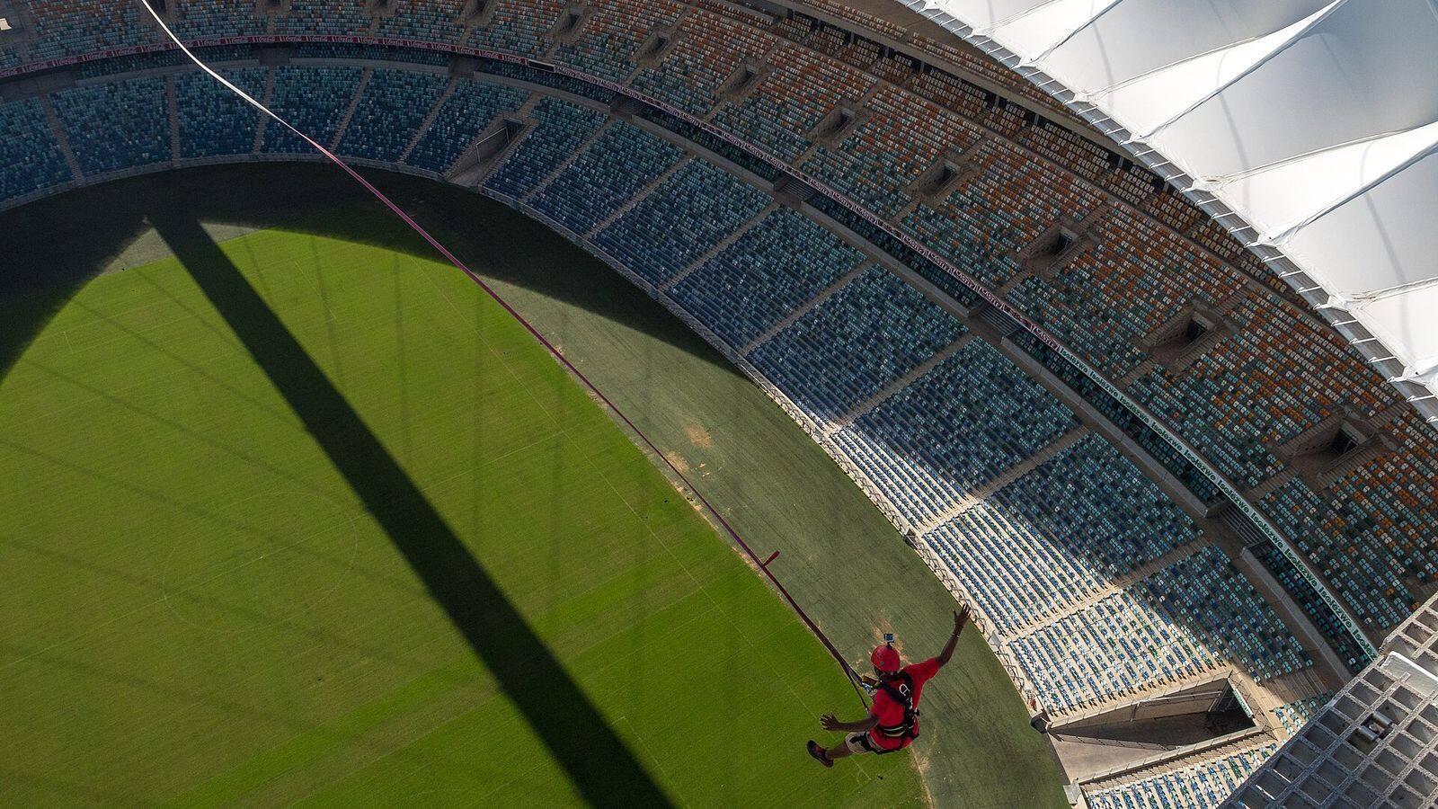 Moses Mabhida Stadium met zijn grote boog in Durban