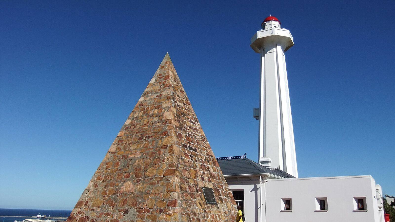 Breed zandstrand van Summerstrand in Gqeberha