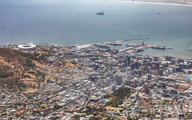 De haven van de V&A Waterfront met de Tafelberg op de achtergrond